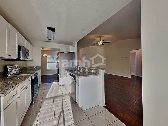 3rd image of 9605 27th Ave E