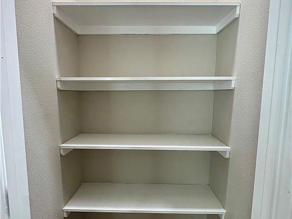 5th image of 509 Sparrow Rd #4