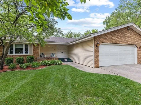 3339 Dayton Ct, Rockford, IL 61114