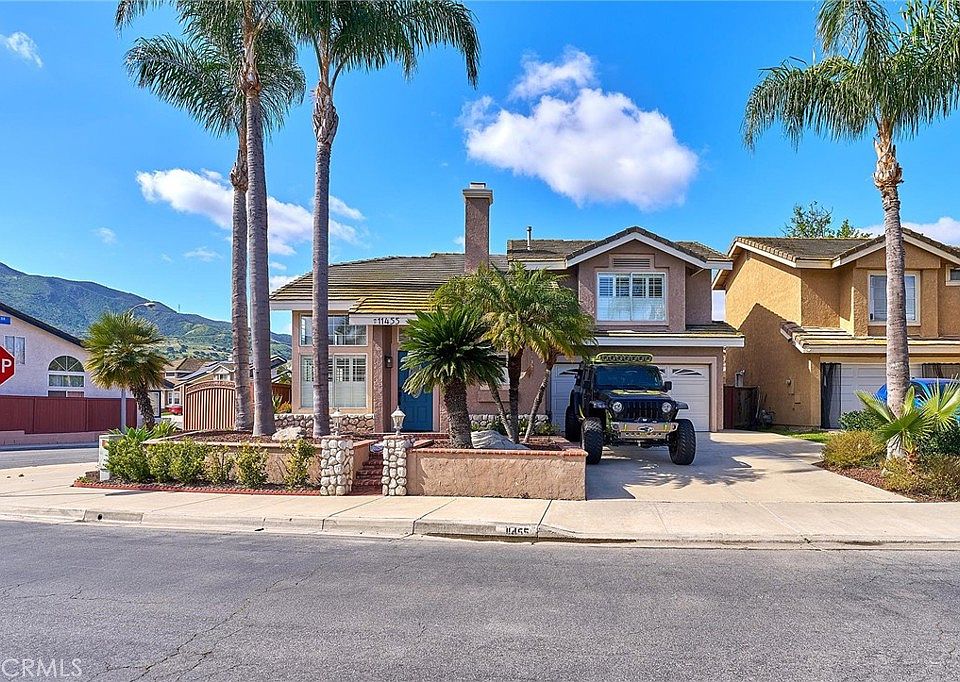 1st image of 11455 Foxglove Ln