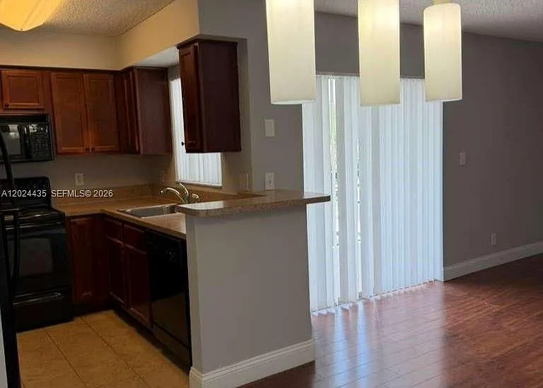 7610 Westwood Dr #122 — Photo 9