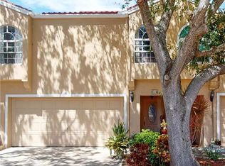 663 Segovia Ct NE #663, Saint Petersburg, FL 33703