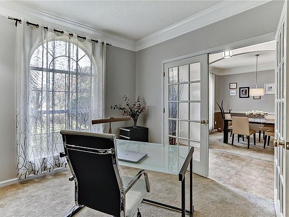 3rd image of 86299 Meadowwood Dr