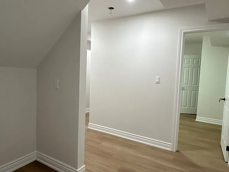 19 Church St #BASEMENT — Photo 4