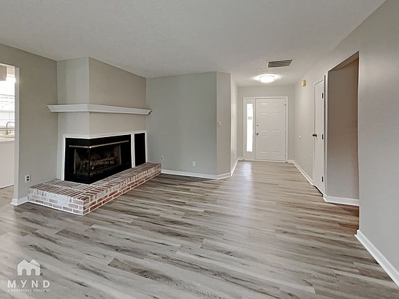 3rd image of 7746 Winding Creek Pl