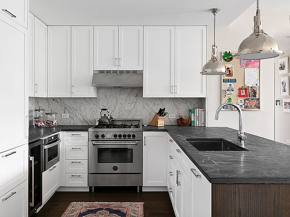 2nd image of 345 Carroll St #4D