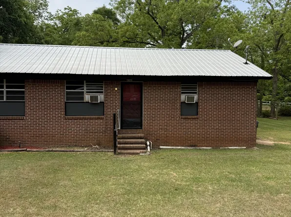 606 Lowe St #B, Americus, GA 31709
