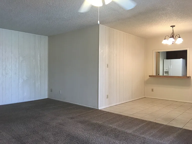 1933 E Apollo Ave — Photo 8