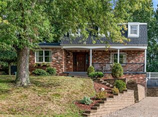 125 Red Oak Ln, Homestead, PA 15120