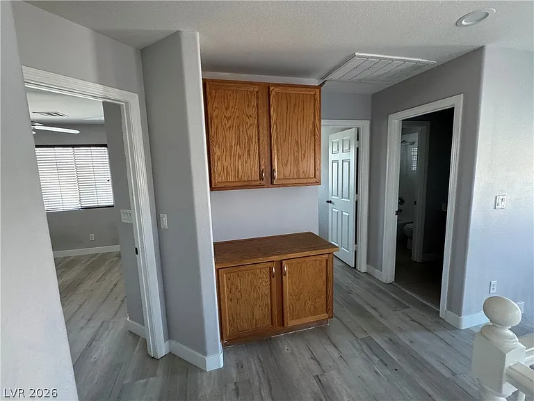 9505 Perennial View Ave — Photo 23