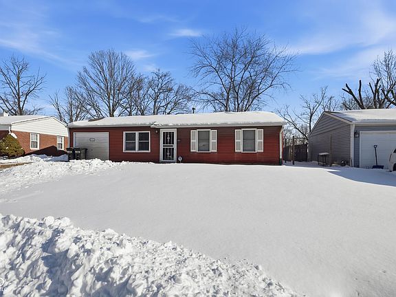 2nd image of 3501 N Lynhurst Dr