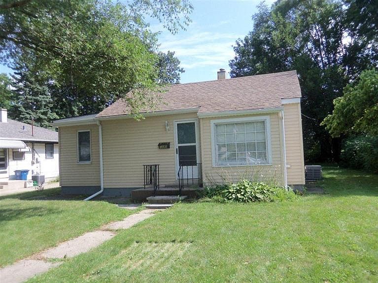 1st image of 3440 Garfield Ave