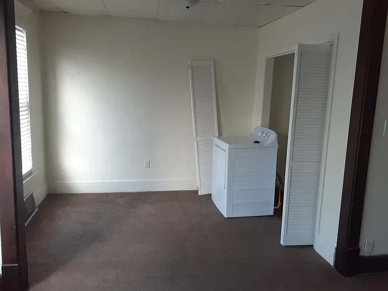 125 Purdy St — Photo 5