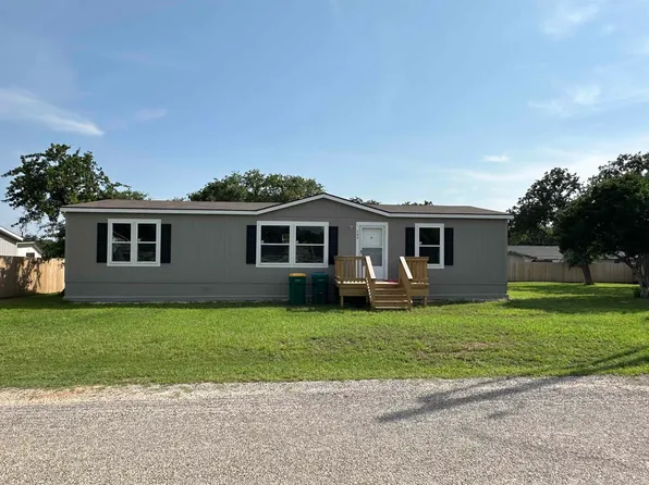 134 E Castlelake Drive, Granite Shoals, TX 78654