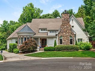 330 S Canterbury Rd, Charlotte, NC 28211