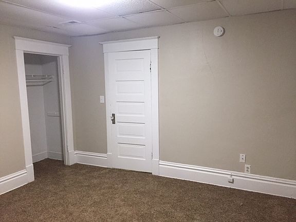 2nd image of 901 Alpine Ave NW APT 1