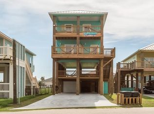 987 S Stingaree Dr, Crystal Beach, TX 77650