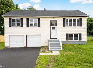 243 Wintergreen Ln, Carneys Pt, NJ 08069