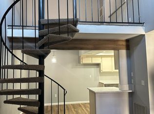 5301 Dunsmuir Rd APT 4, Bakersfield, CA 93309