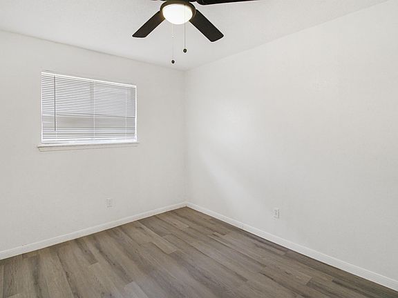3rd image of 3813 N 8th Ct #11210848