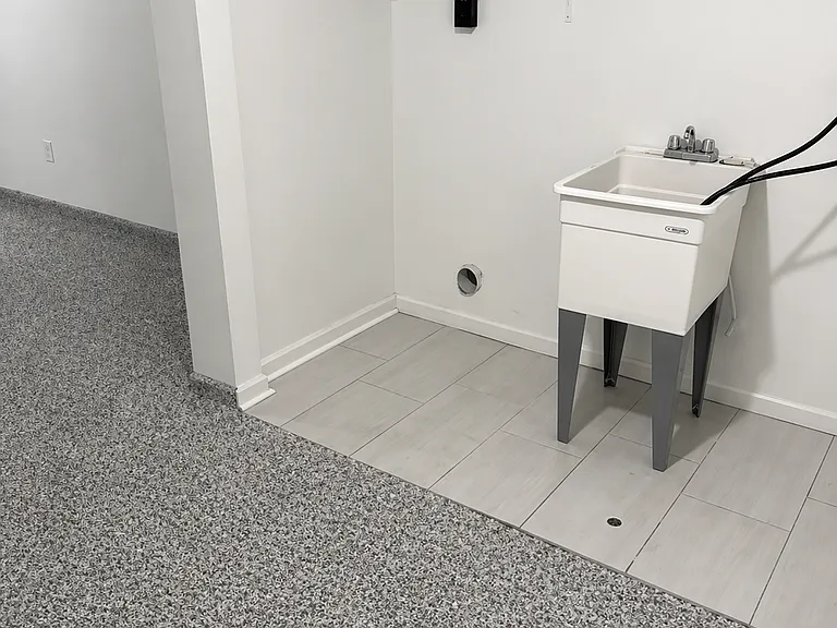1417 Lenox Ave #1 — Photo 9
