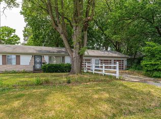 1519 Pekin St, Lincoln, IL 62656