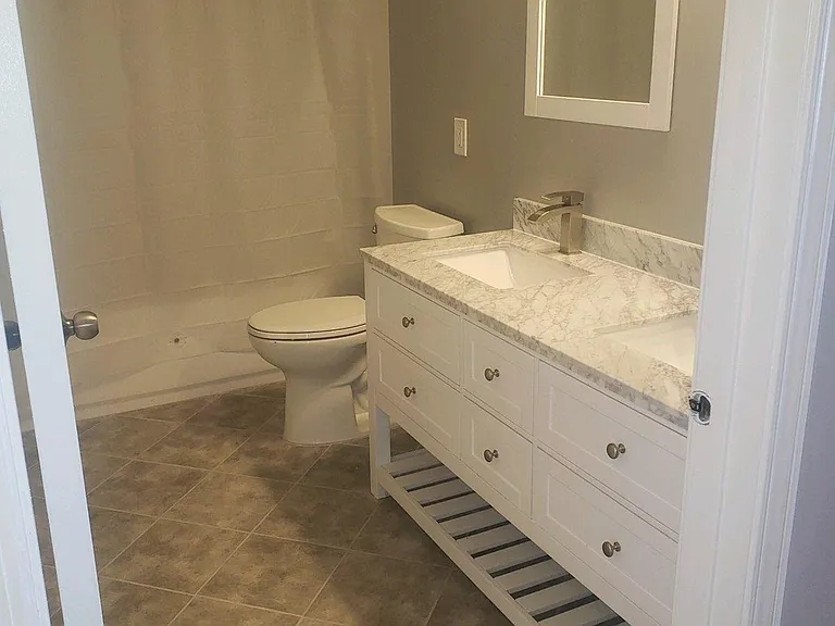 102 Middlebury Dr — Photo 13