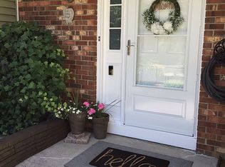 79 Oak Ln, Eatontown, NJ 07724