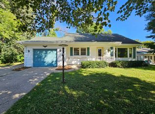 655 Mooers Ave SE, Cokato, MN 55321