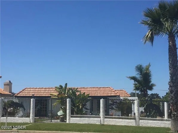 1150 Pacific Blvd, Oceano, CA 93445