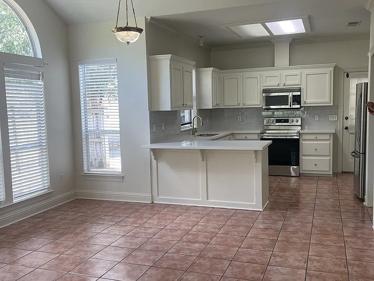 10380 Springwind Ct — Photo 8