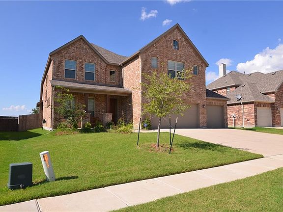 2nd image of 3023 Lakefield Dr