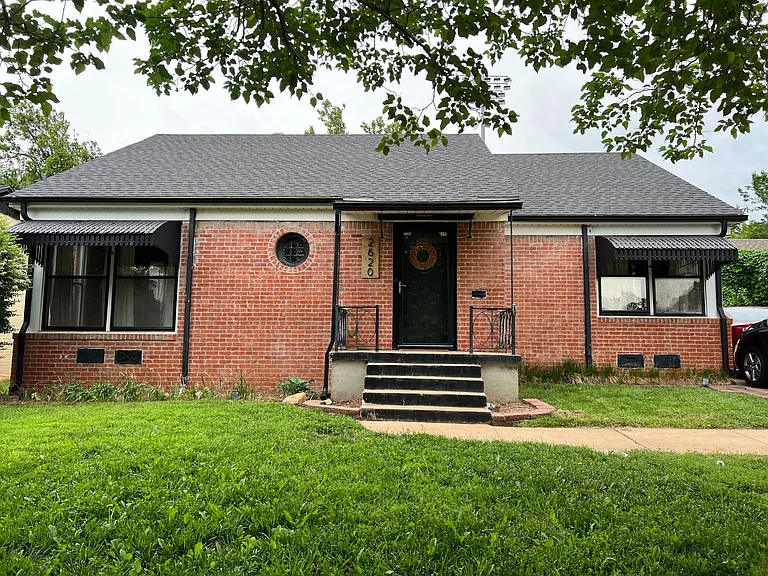 2620 Denniston Dr — Photo 3