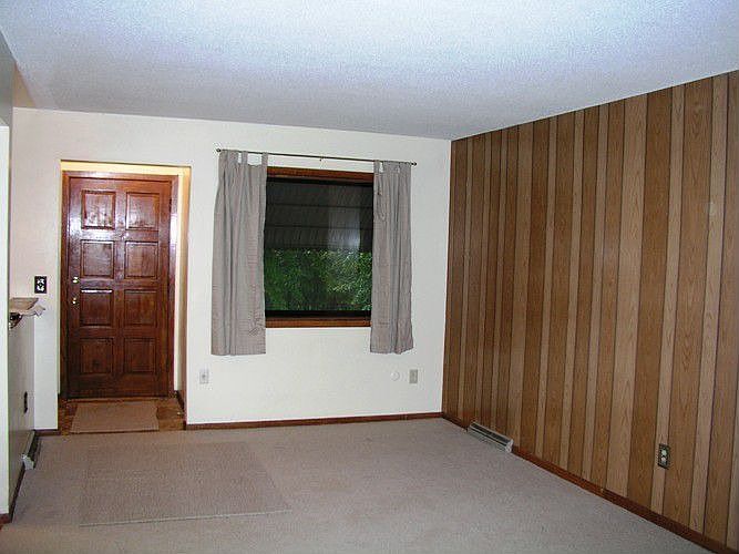 Good size living room!
