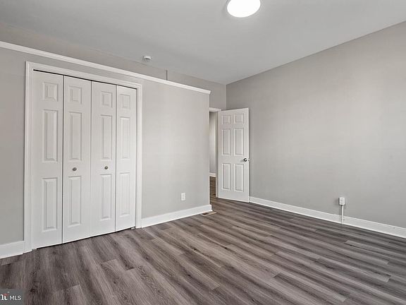 5th image of 249 N Mulberry St APT 4