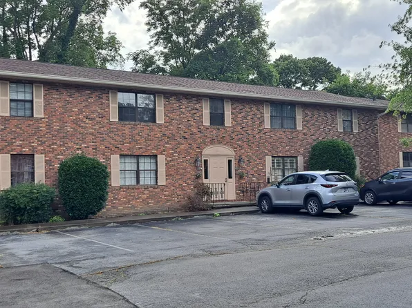 810 Highland Dr APT 303, Knoxville, TN 37912