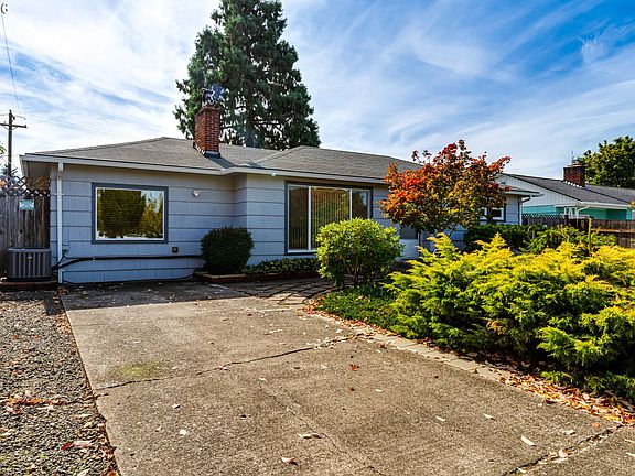 3rd image of 3462 Royal Ave