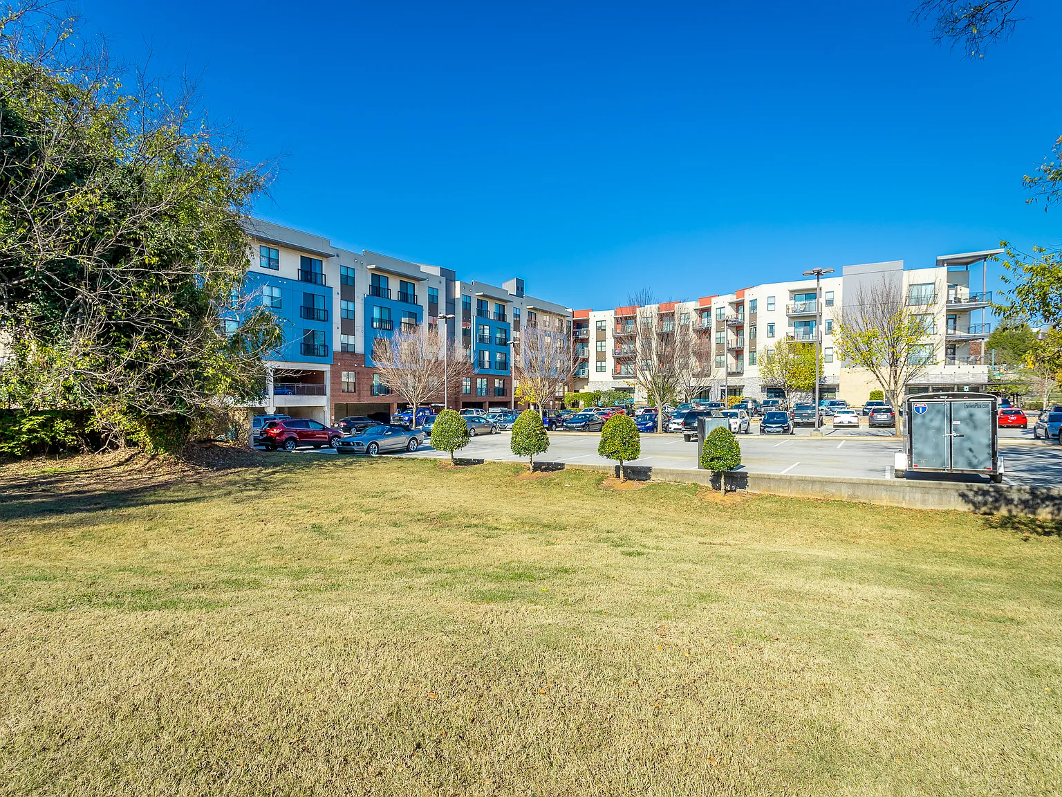 Walnut Commons — Photo 3