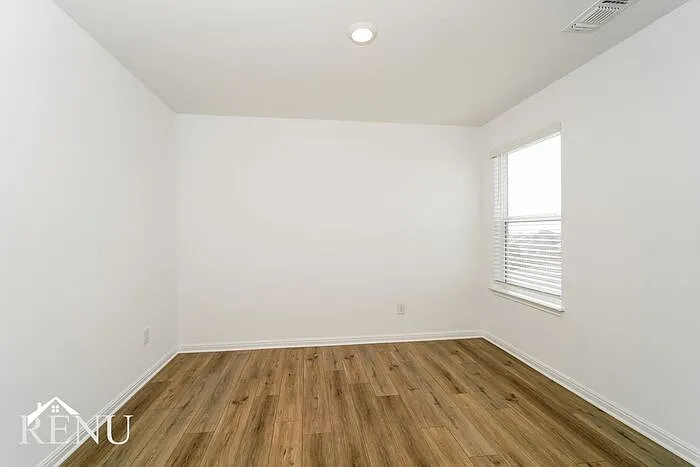 156 Scarborough Bnd — Photo 16