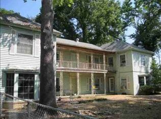 804 S Tyler St, Gladewater, TX 75647