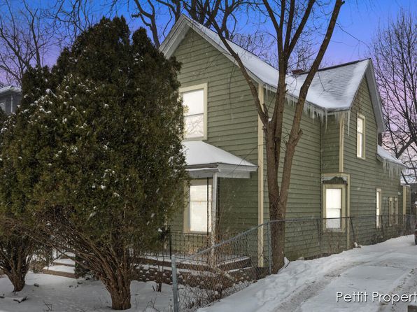 447 Emerald Ave NE, Grand Rapids, MI 49503