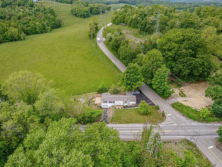 3924 Saltsburg Rd — Photo 24