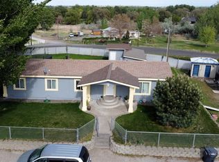 2100 N Harrington Rd, West Richland, WA 99353