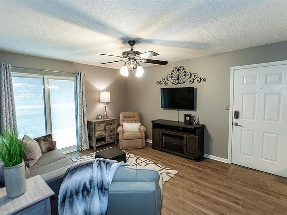 5th image of 160 Jubilee Hill Dr Unit D