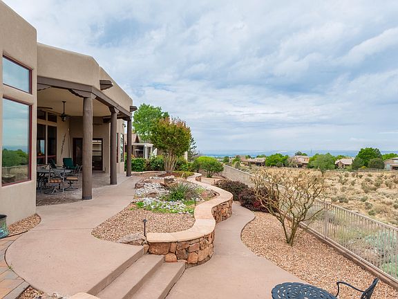 3rd image of 12909 Juniper Canyon Trl NE