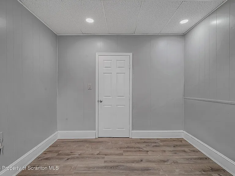 6 Green Ridge St #2 — Photo 13