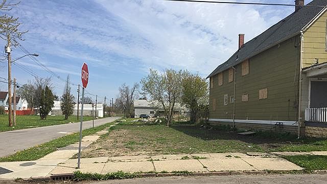 1st image of 26 Empire St