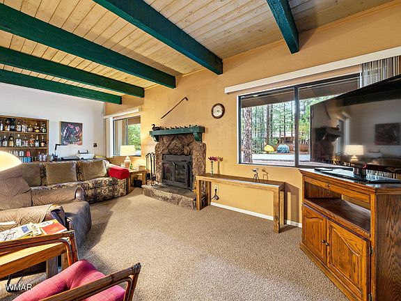 5th image of 4455 Resort Loop