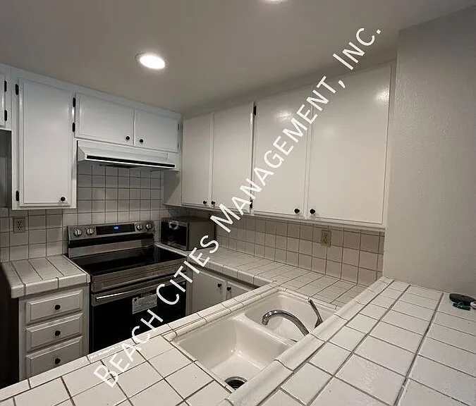7890 E Spring St #18A — Photo 20