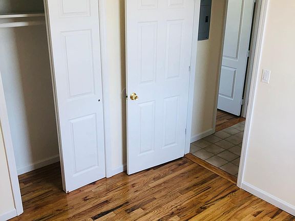 4th image of 4 Eastman Pl APT 3